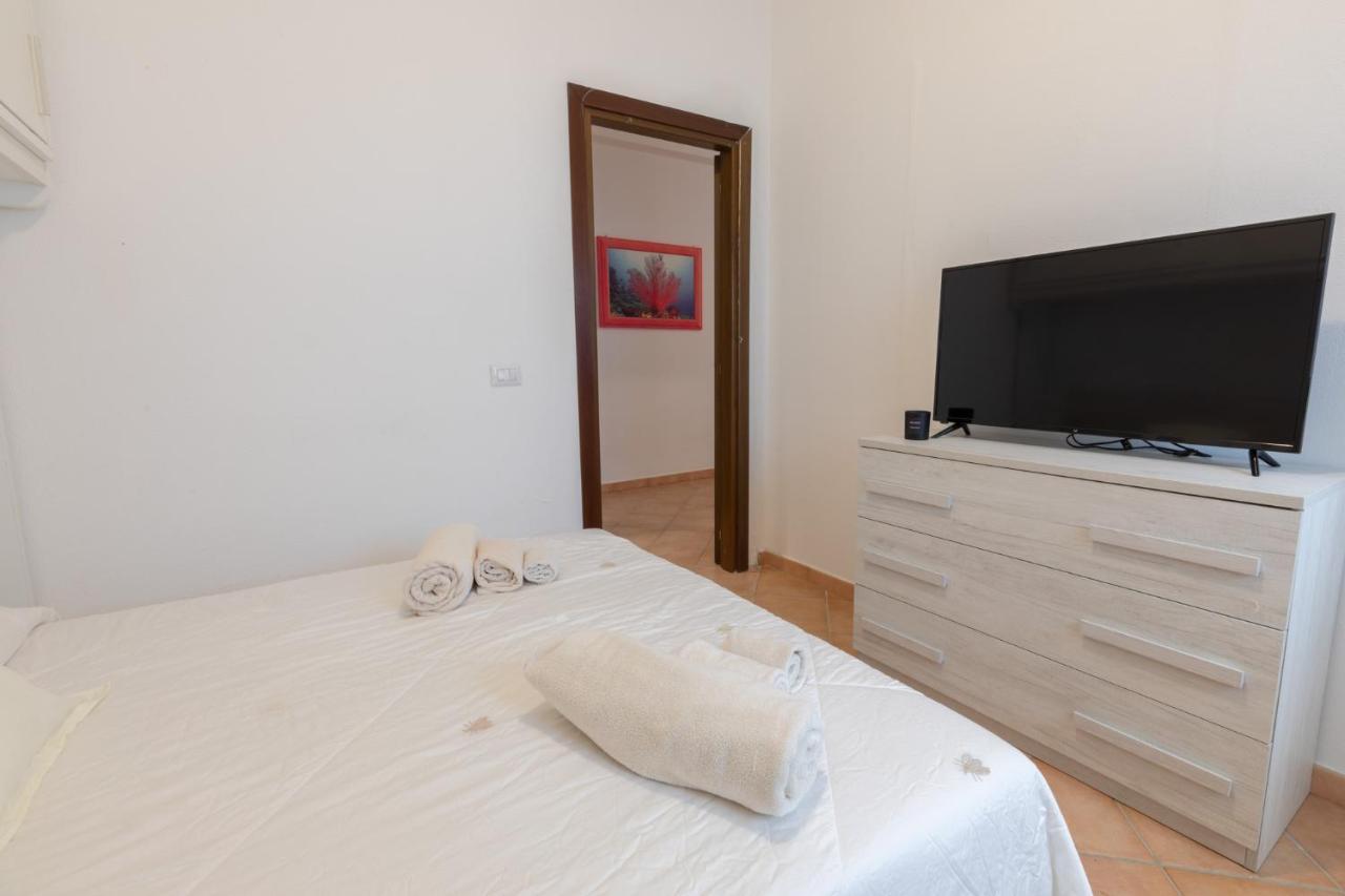 Nuovi Appartamenti Tri E Bilocali In Residence Con Piscina A Porto Cervo 800Mt Mare Лиша-ди-Вакка Экстерьер фото